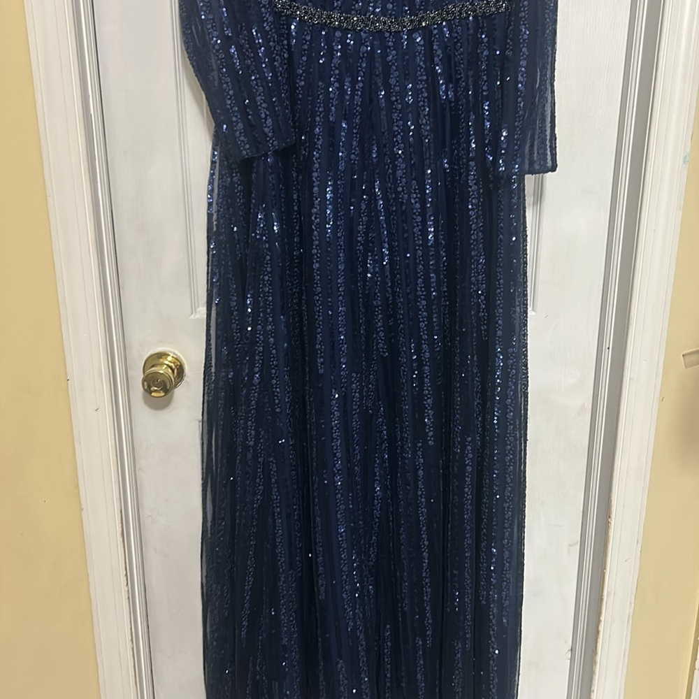 MAC DUGGAL Plunging Striped Sequin Long Sleeve Dress NWOT sz 14 - Picture 9 of 9